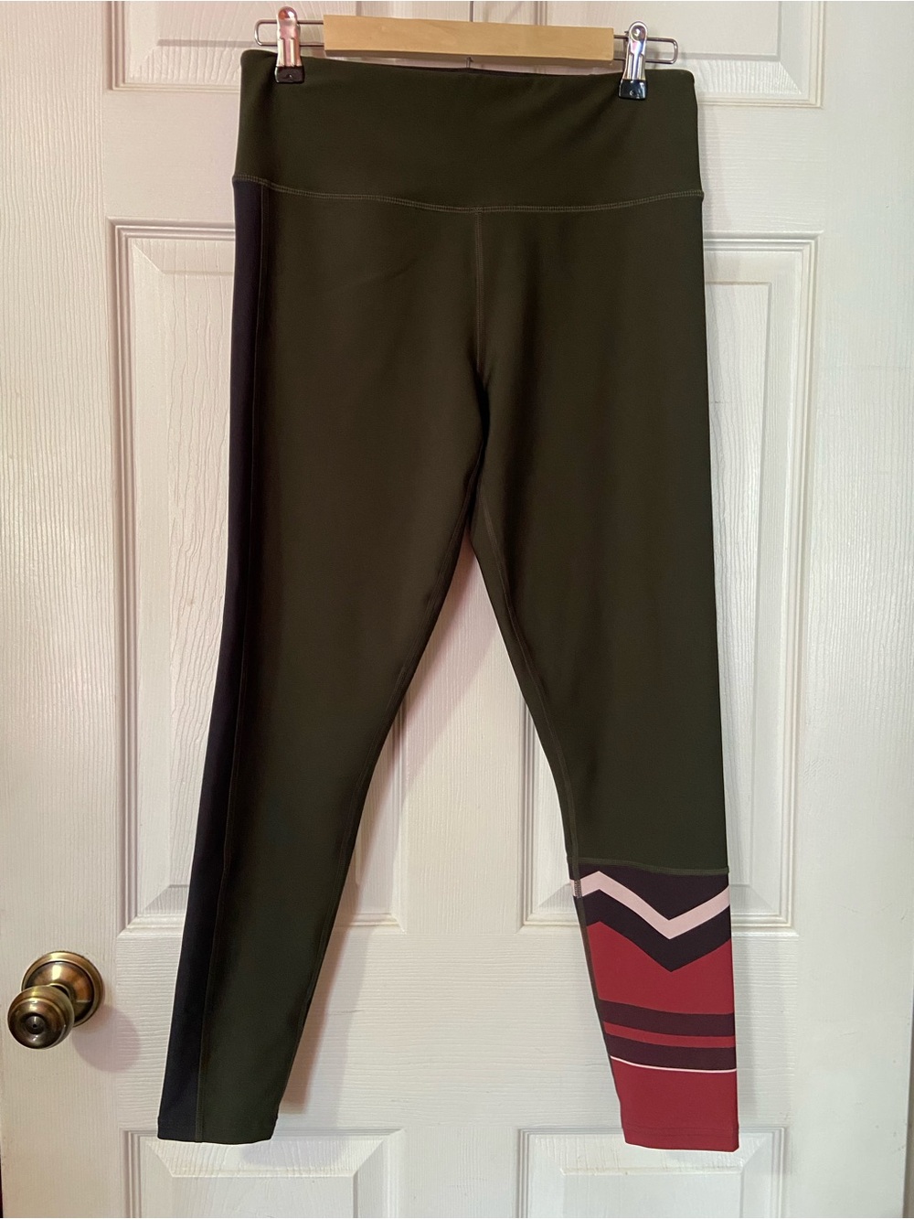 Hurley Olive Green Leggings with Red Chevron Accent